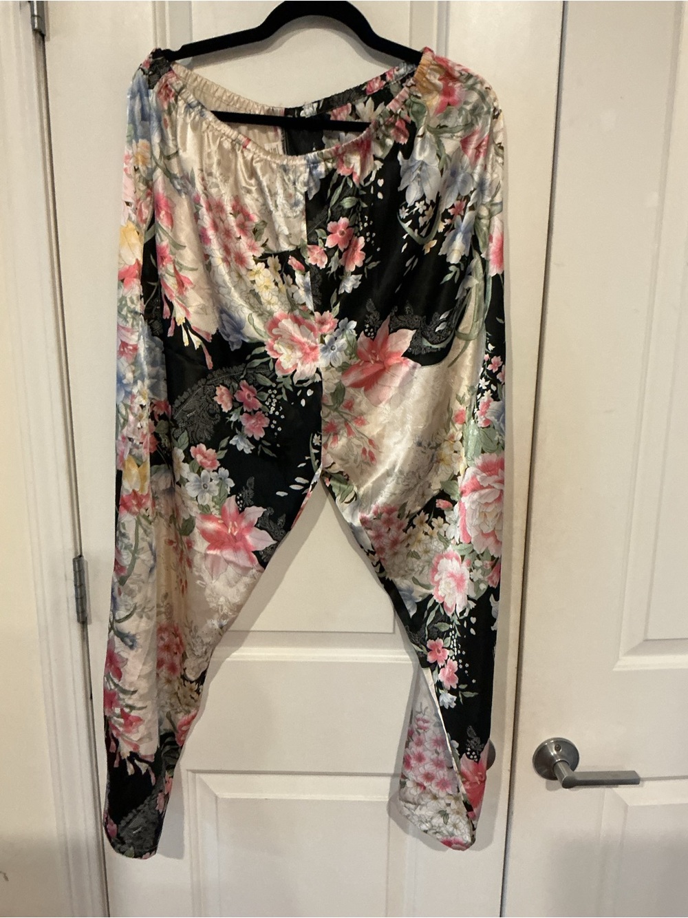 Floral Satin Women’s Pajama Pants - Multicolor Size 14/16